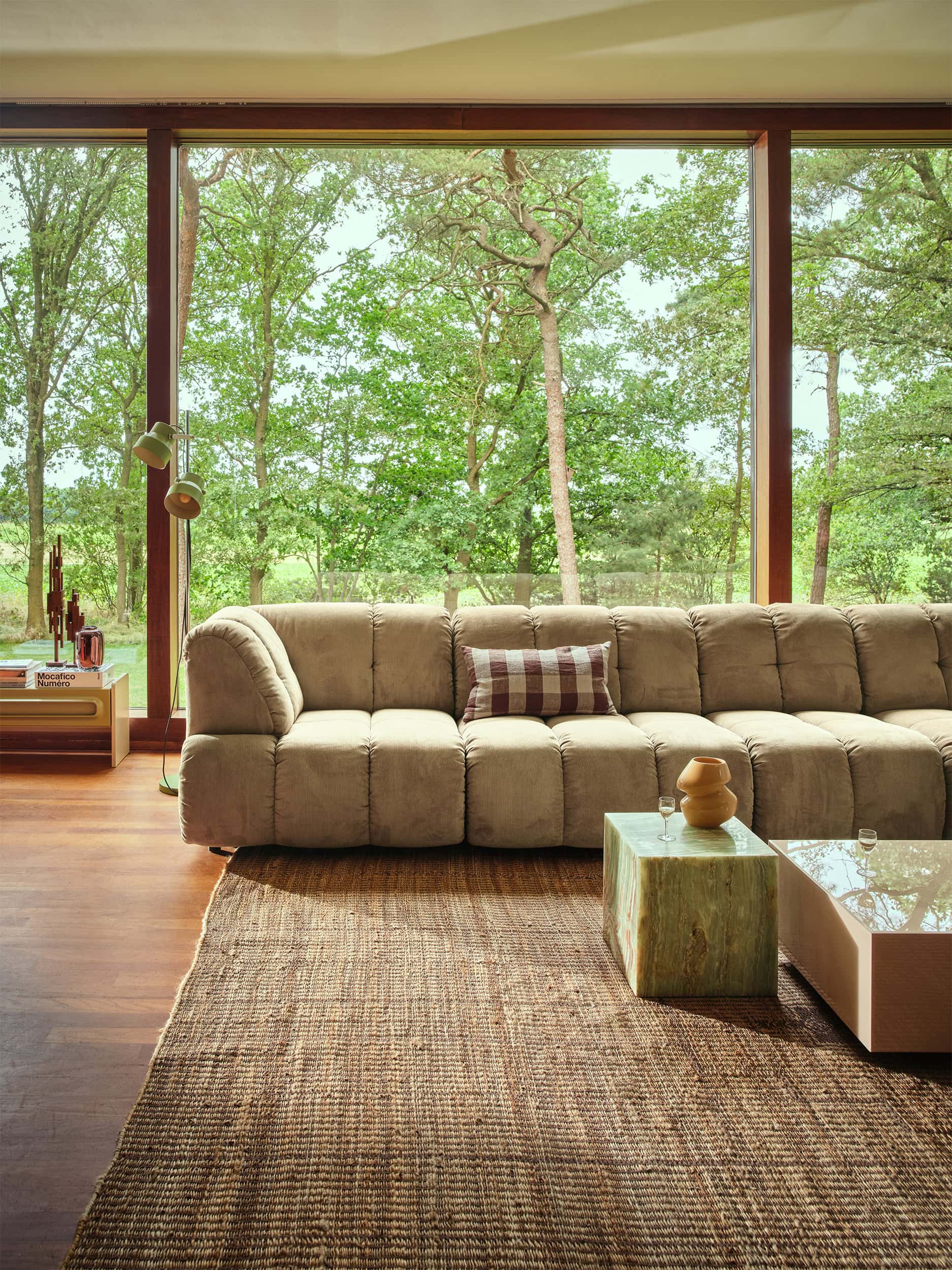 2324_collection_hkliving_shoot_2_lr_1