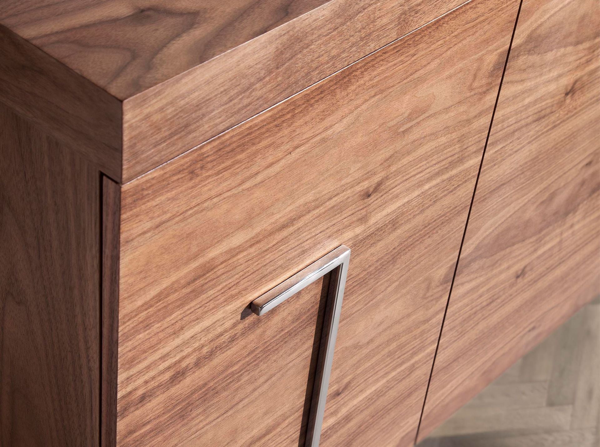 Credenza in noce e acciaio cromato