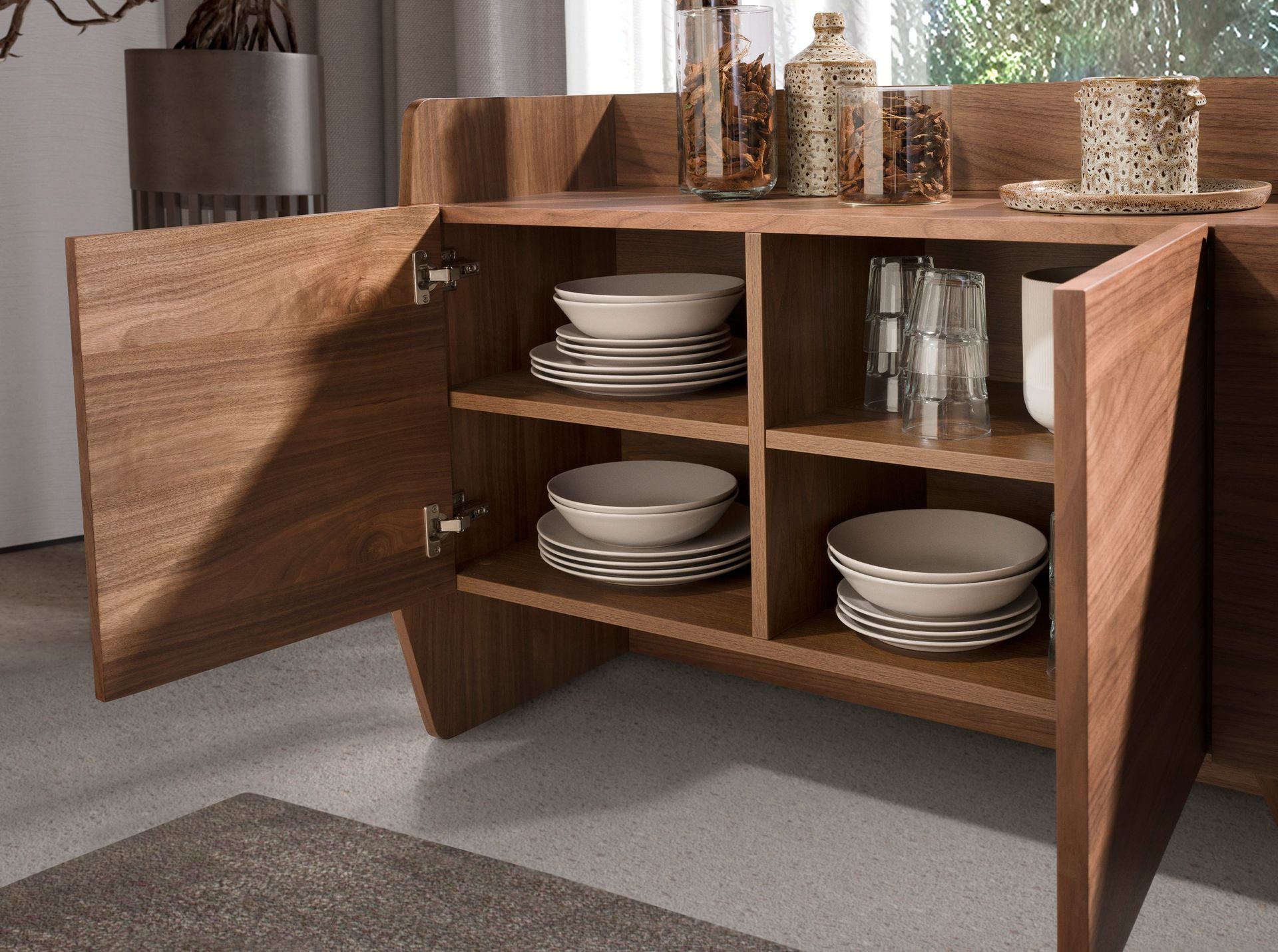 Credenza in noce