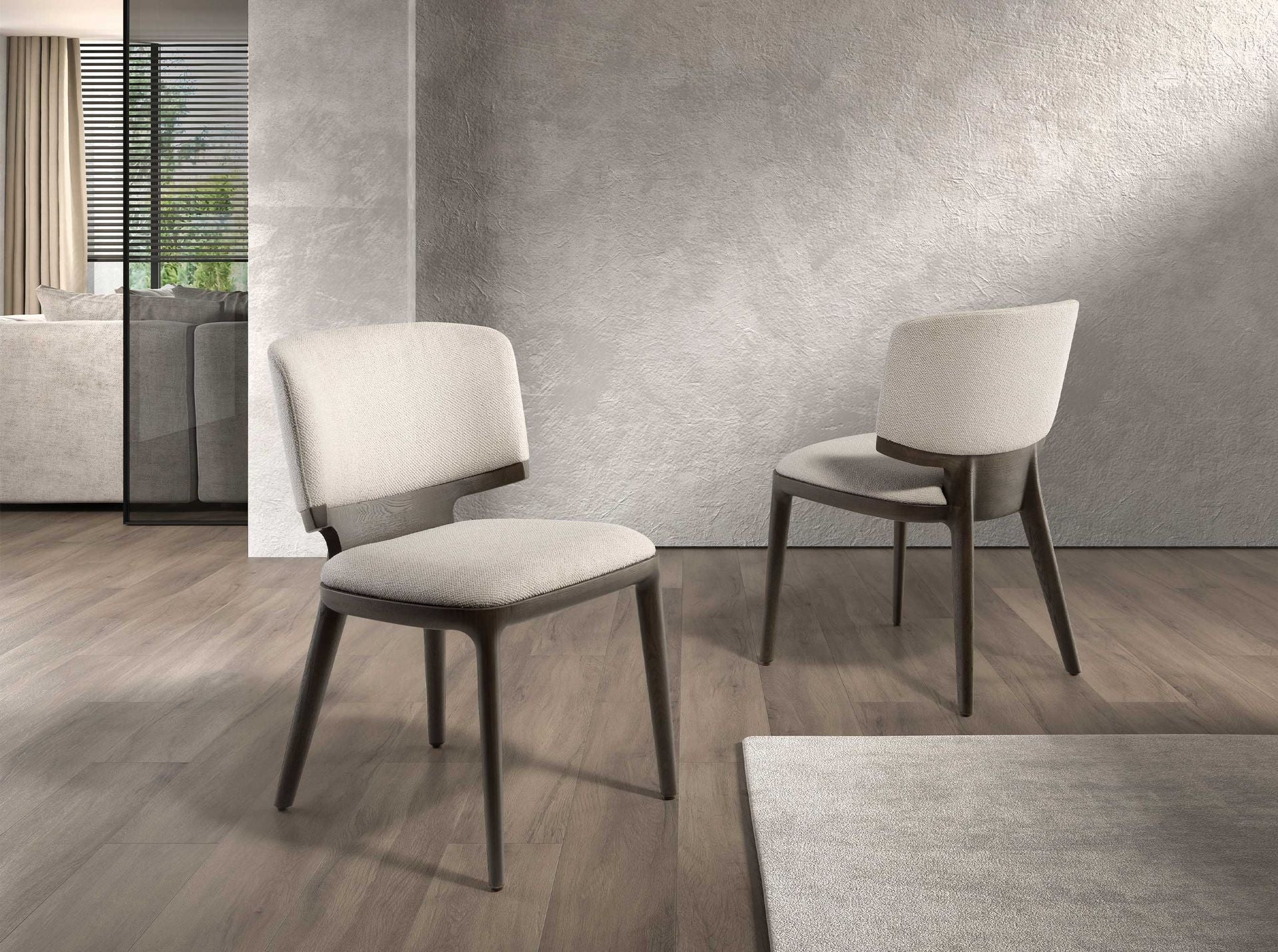 Sedia in tessuto grigio chiaro