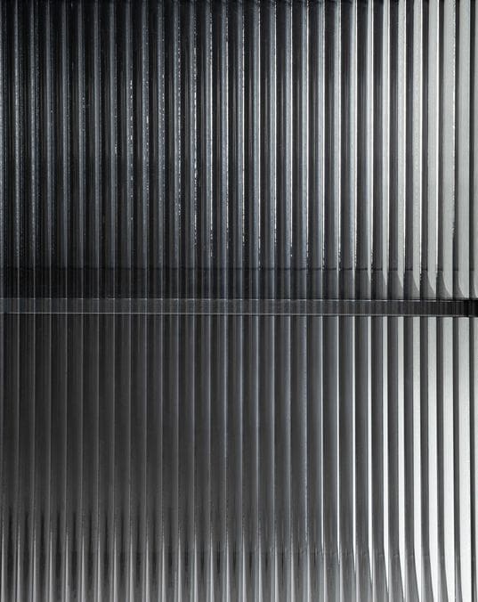 AA6752R01 f