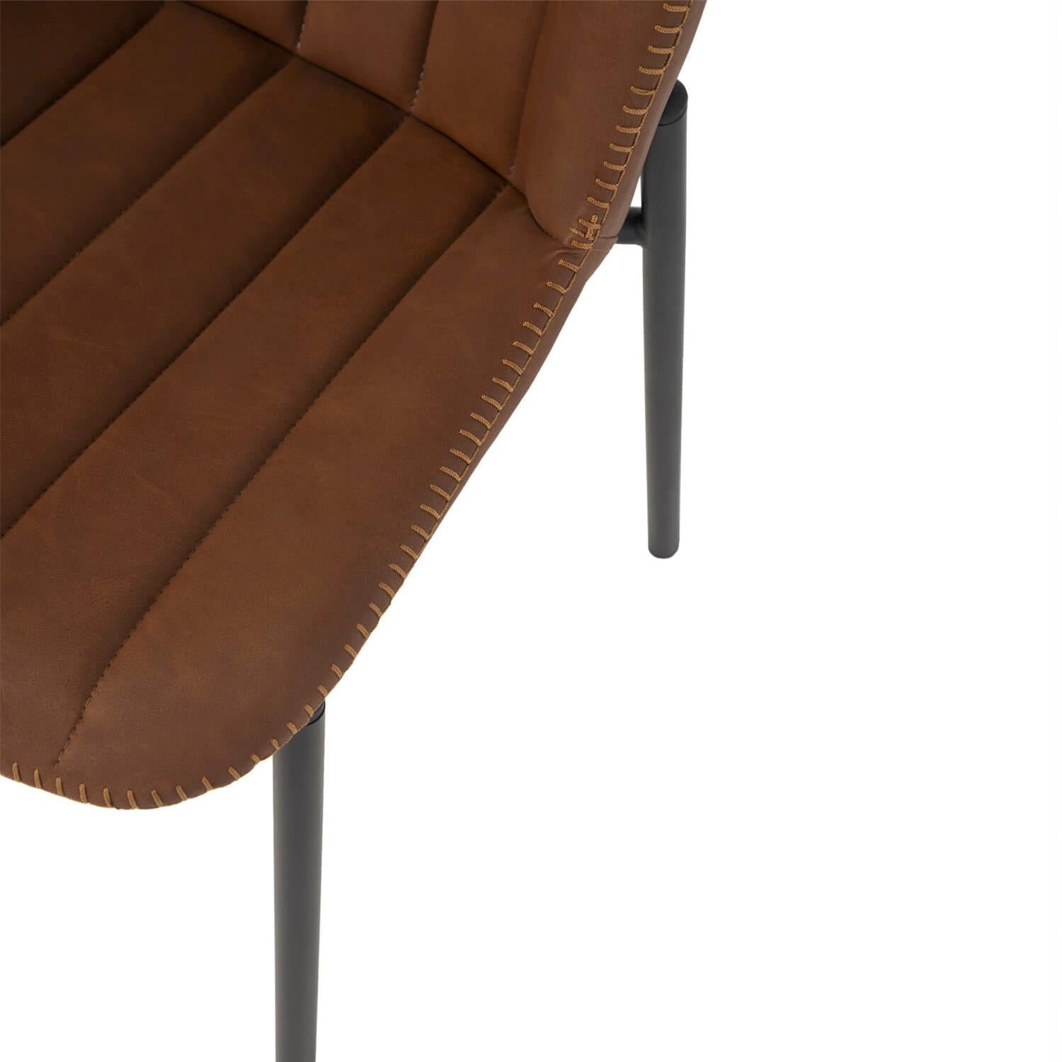 Sedia mayka marrone
