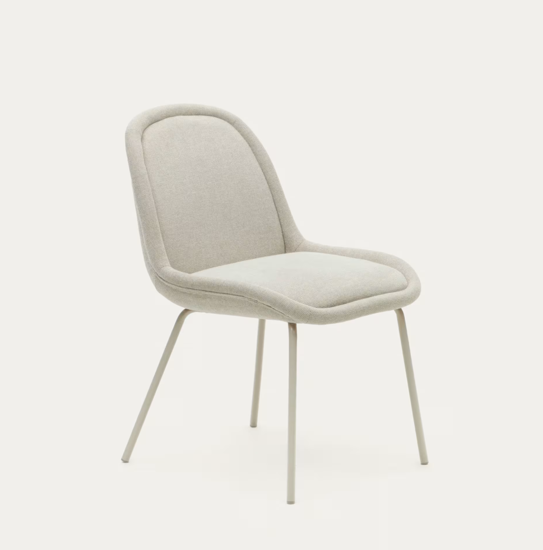 Sedia AIMIN in ciniglia beige e gambe in acciaio verniciato beige opaco FSC