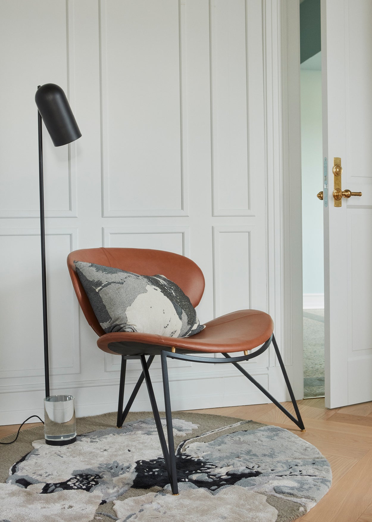 Lampada da terra LUCEO - Nero/Trasparente - AYTM - Ø12xA140 CM