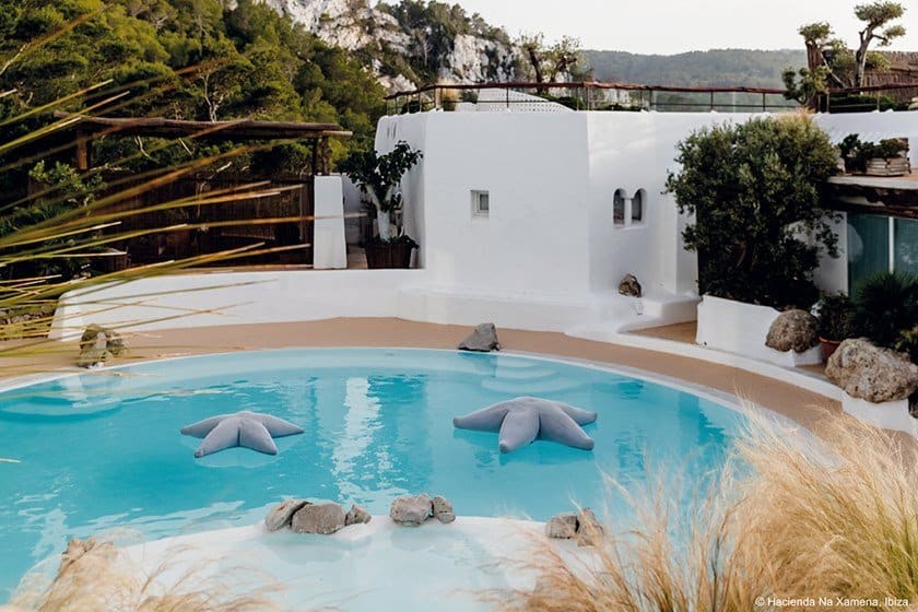 b_STARFISH-Floating-pool-lounge-1tapiza-s-l-Ogo-Furniture-419191-rel15692971