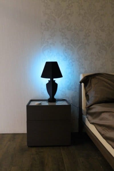 lampada-tavolo-scrivania-design-400x600-1.jpg