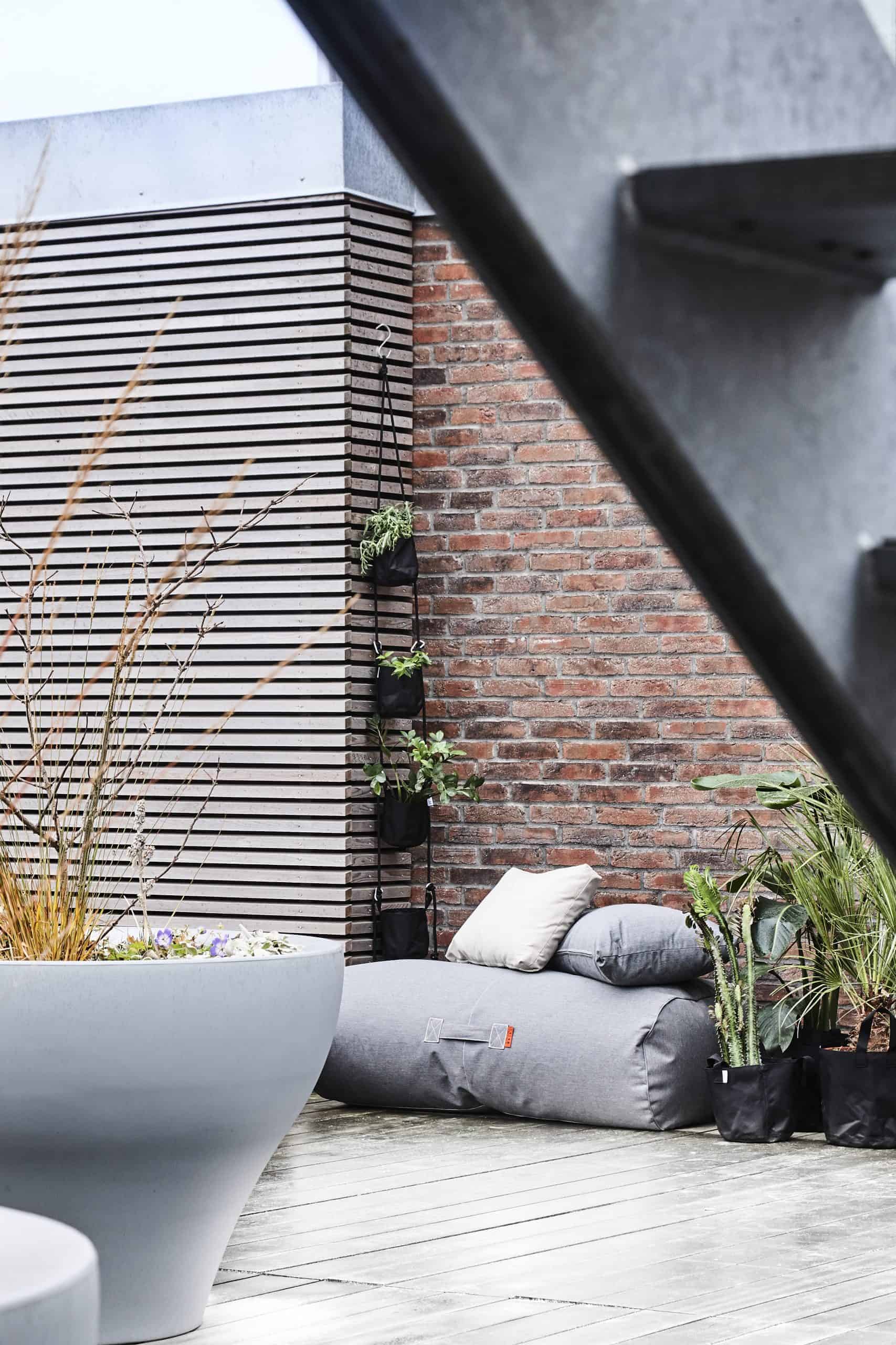 mini-rocket-daybed_38861569282_o