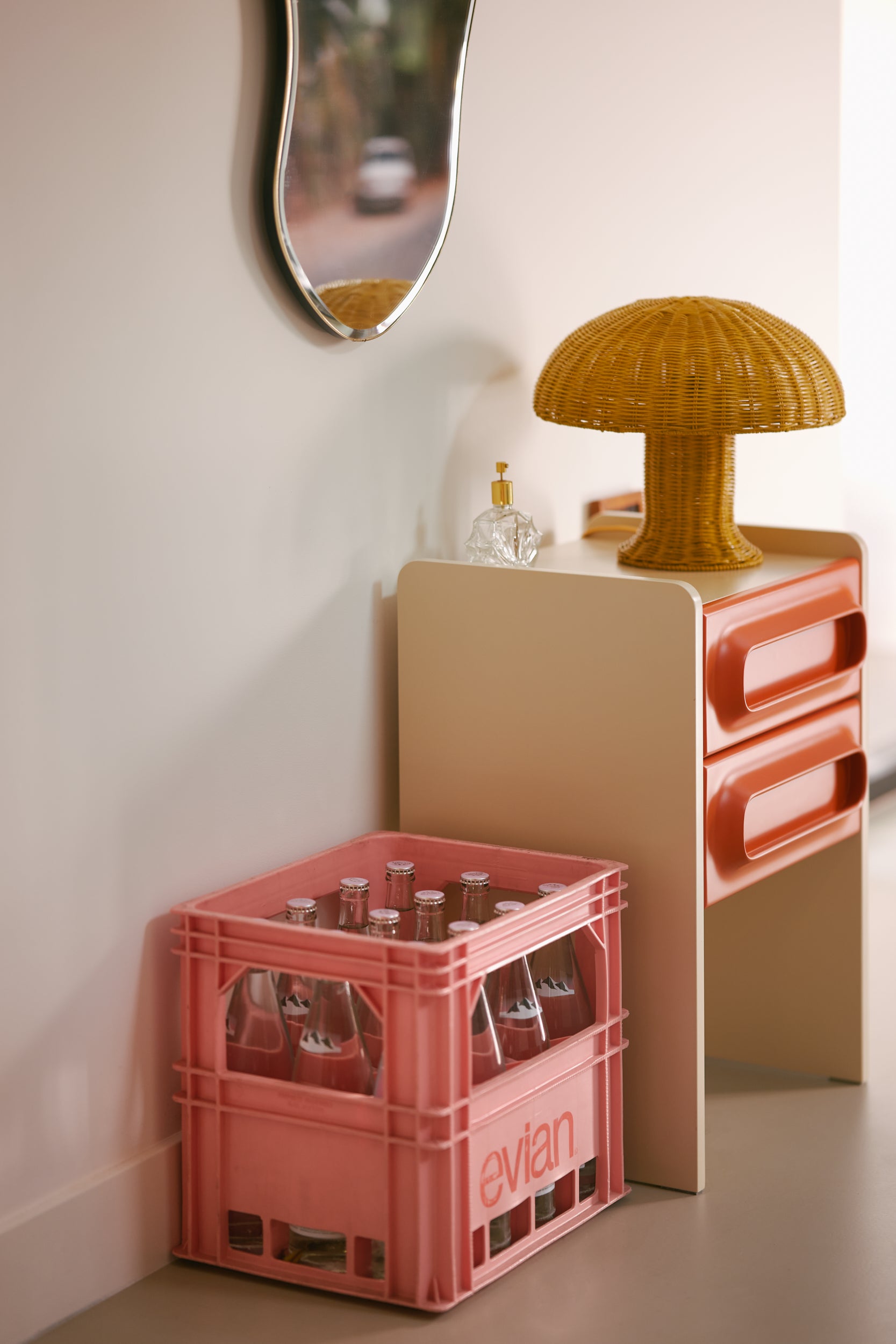 Comodino Space, arancio/crema