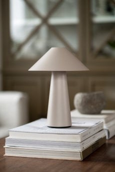 Lampada da tavolo portatile Cannes IP44