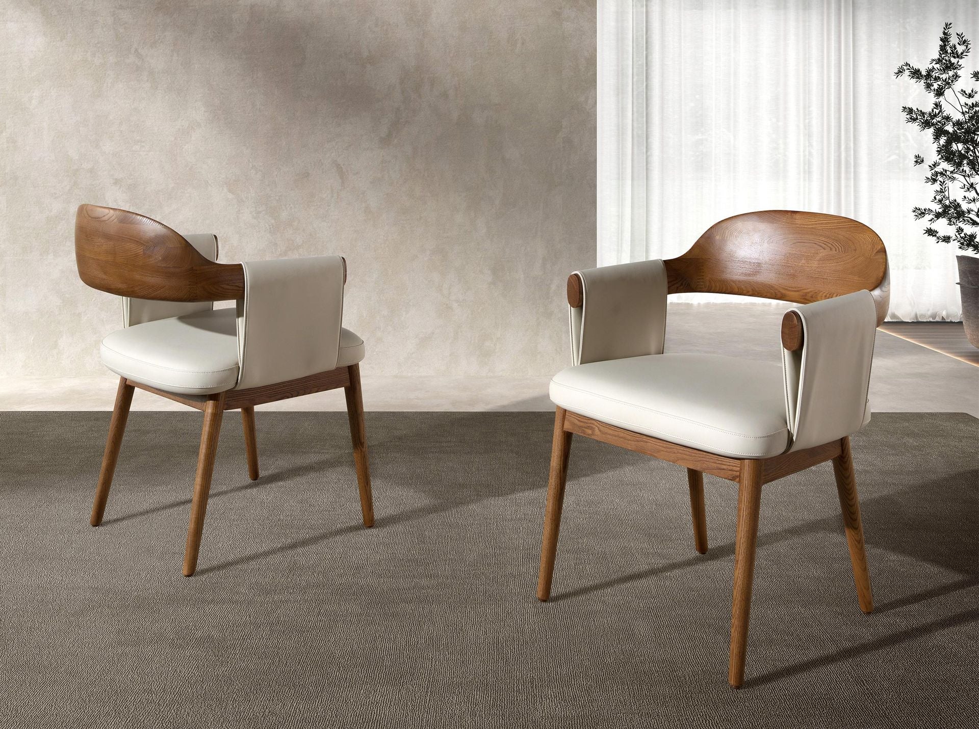 Sedia in noce e similpelle crema
