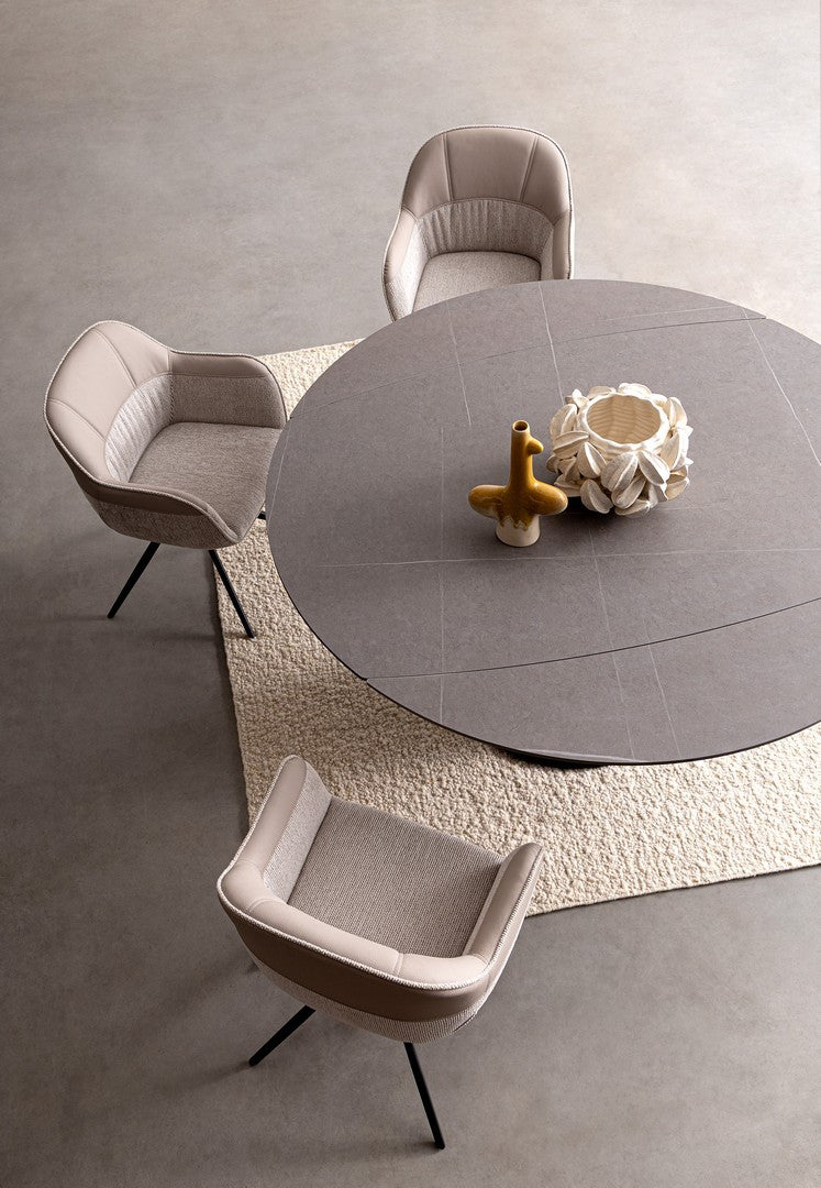 Tavolo allungabile da ovale a rotondo in gres effetto marmo 160x102 cm