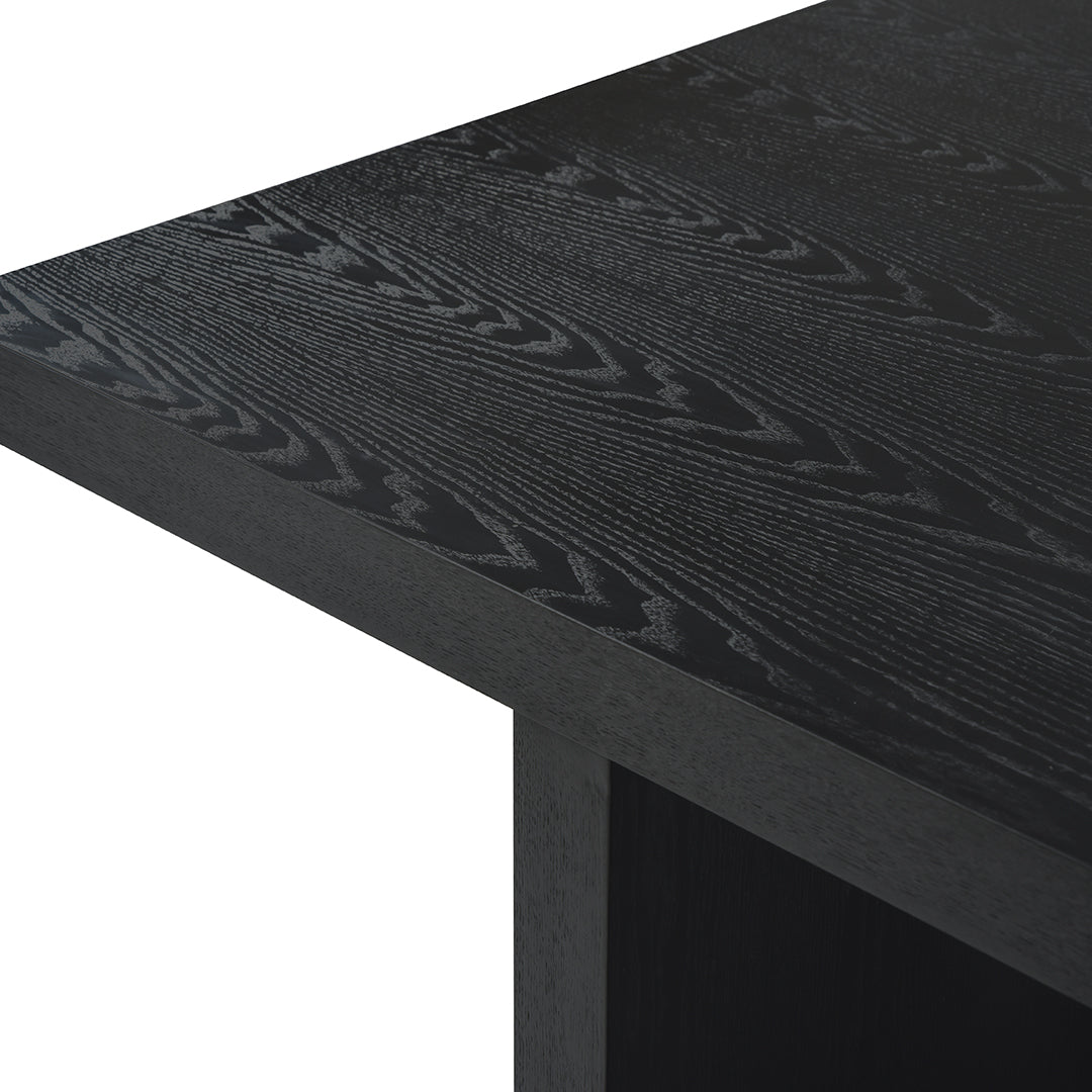 Tavolo quadronno frassino nero opaco