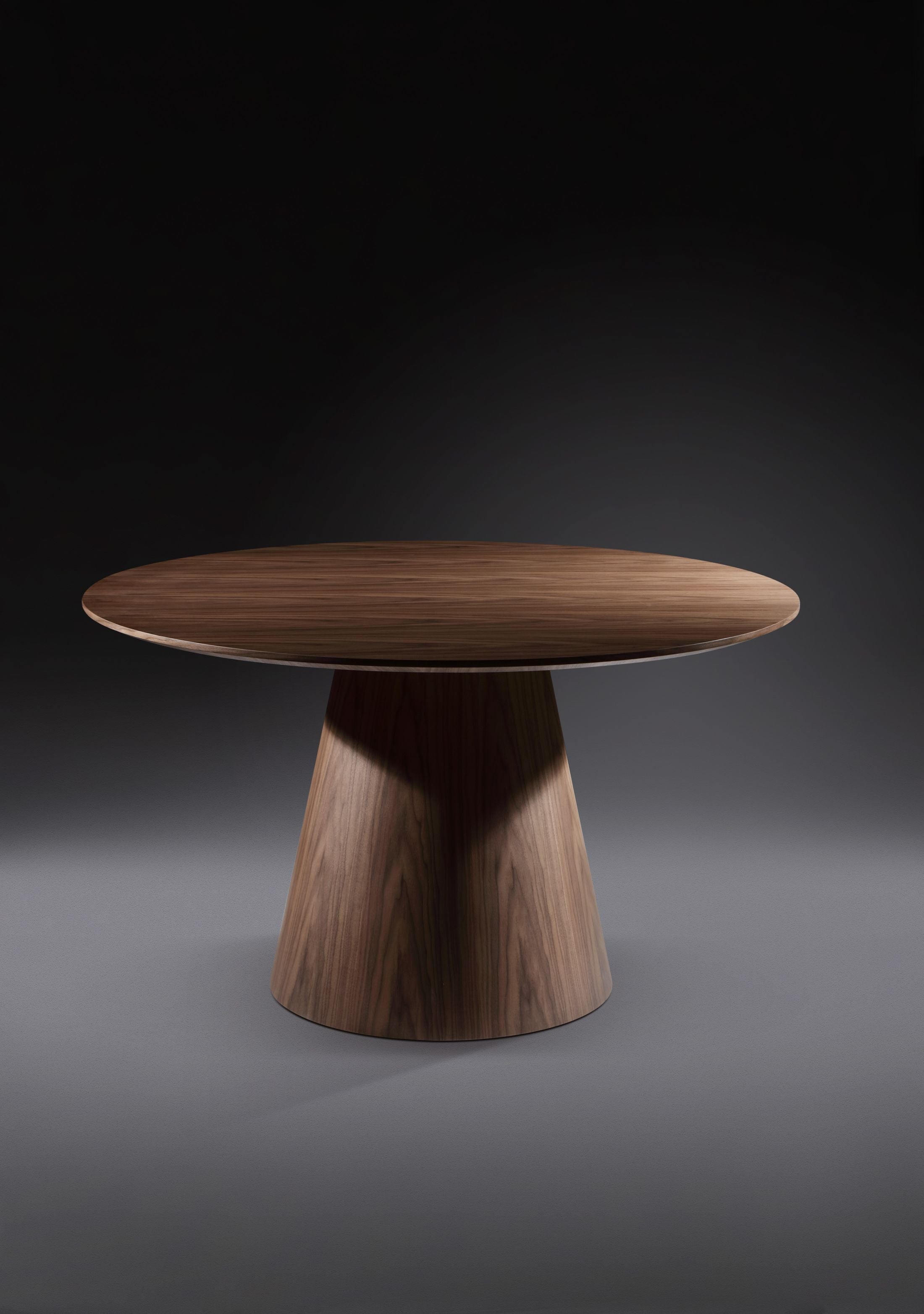 Tavolo alcamo noce scuro rotondo