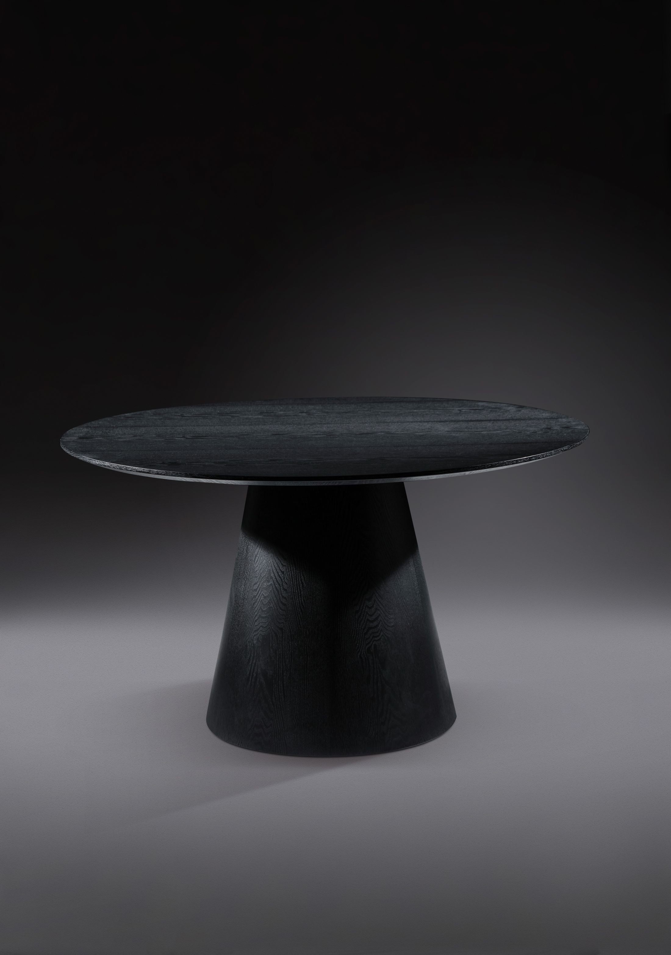 Tavolo alcamo nero opaco rotondo