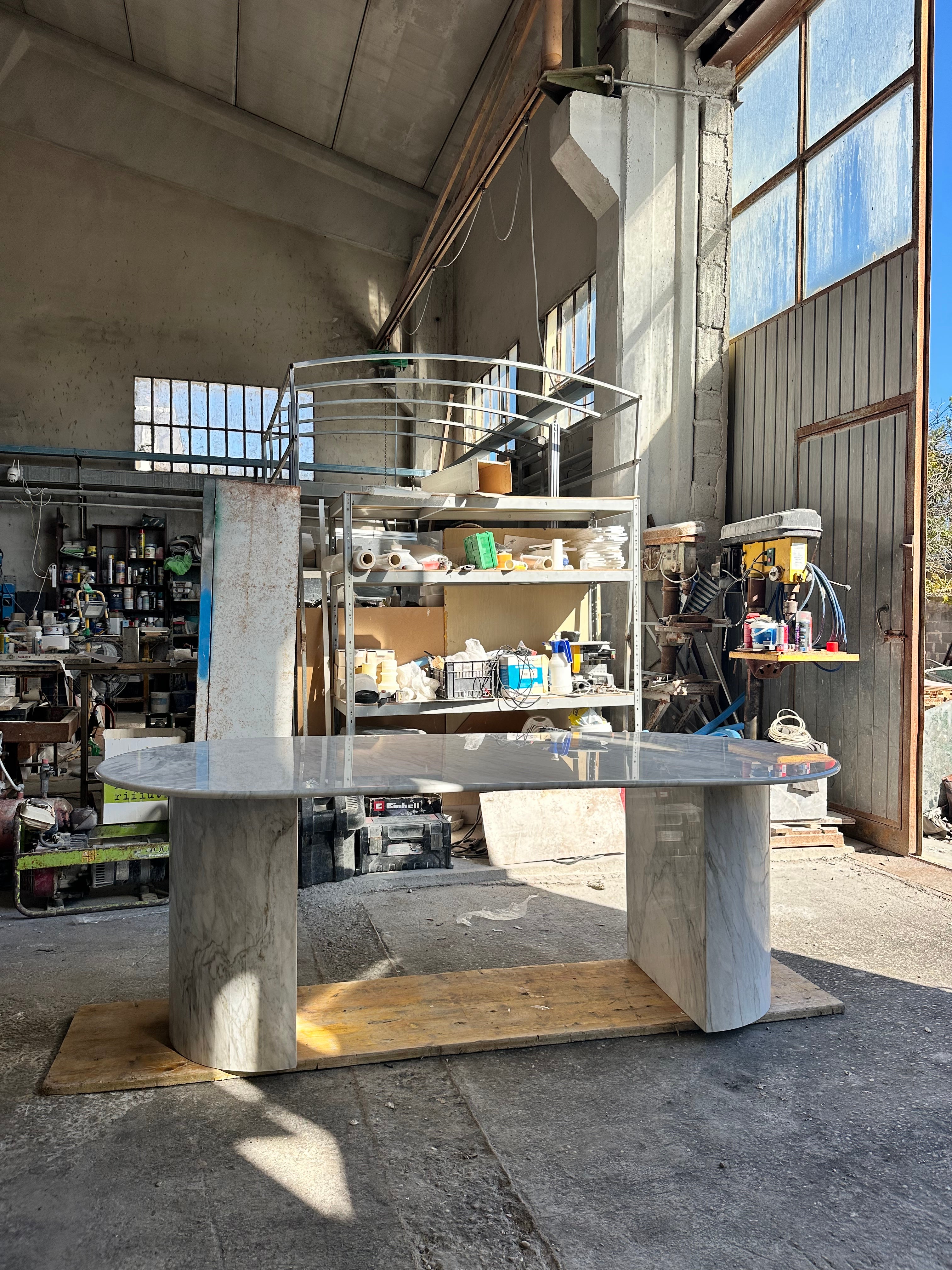 Tavolo da pranzo ETERNO in marmo Calacatta vena Oro 220x100 h75 by Etèream - 100% Made in Italy