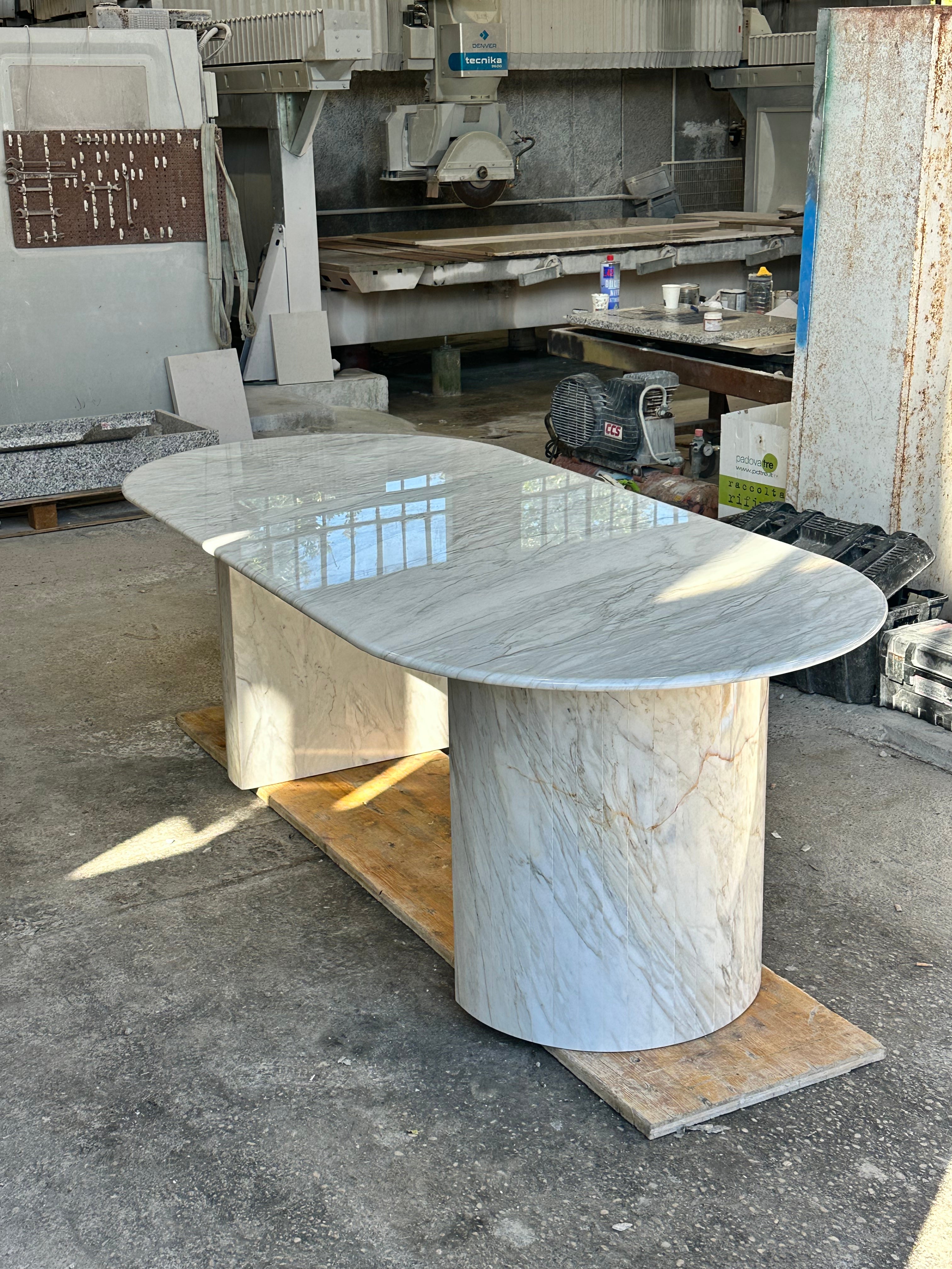 Tavolo da pranzo ETERNO in marmo Calacatta vena Oro 220x100 h75 by Etèream - 100% Made in Italy