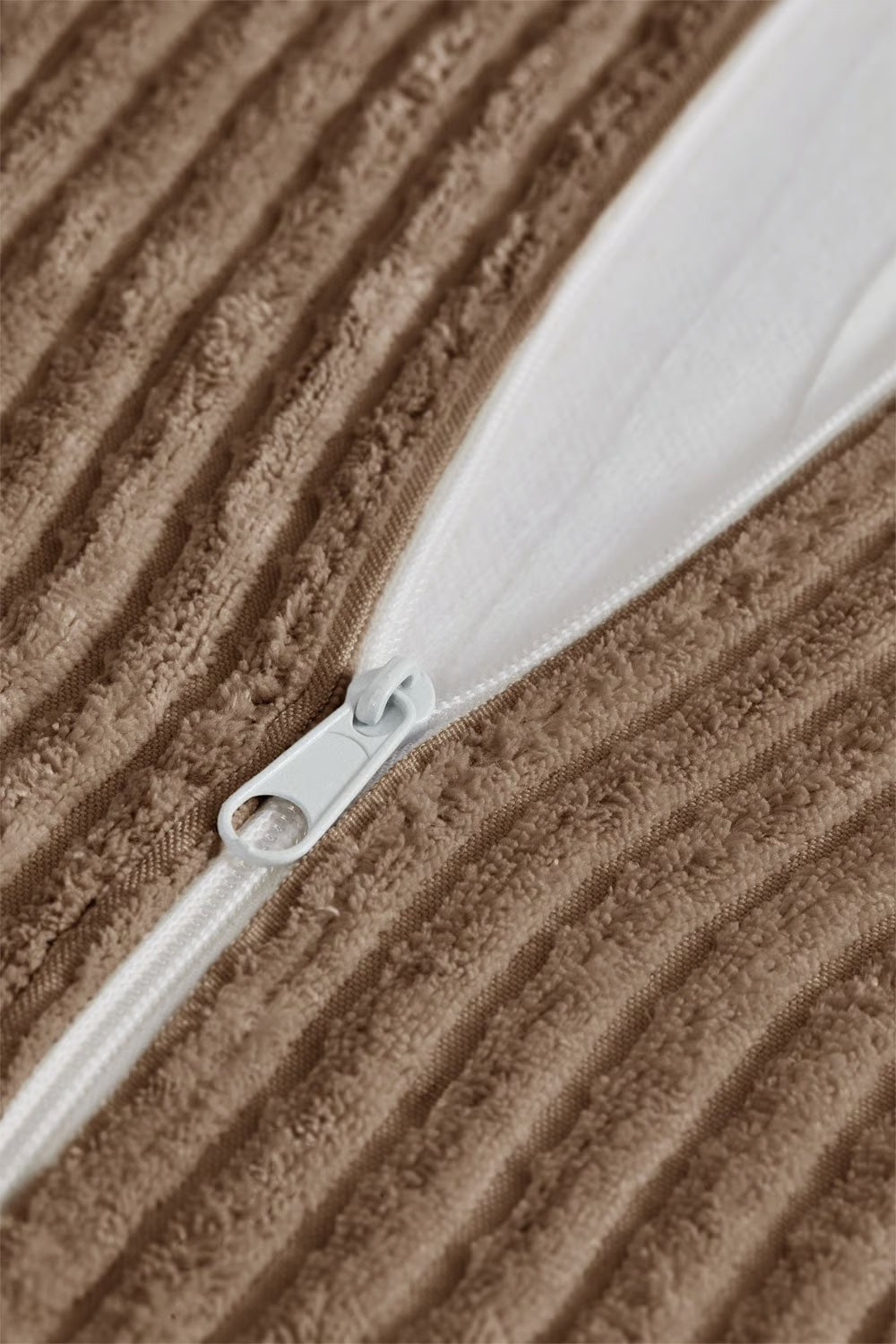 Divano letto 2 posti in velluto sfoderabile Igone 210x107cm