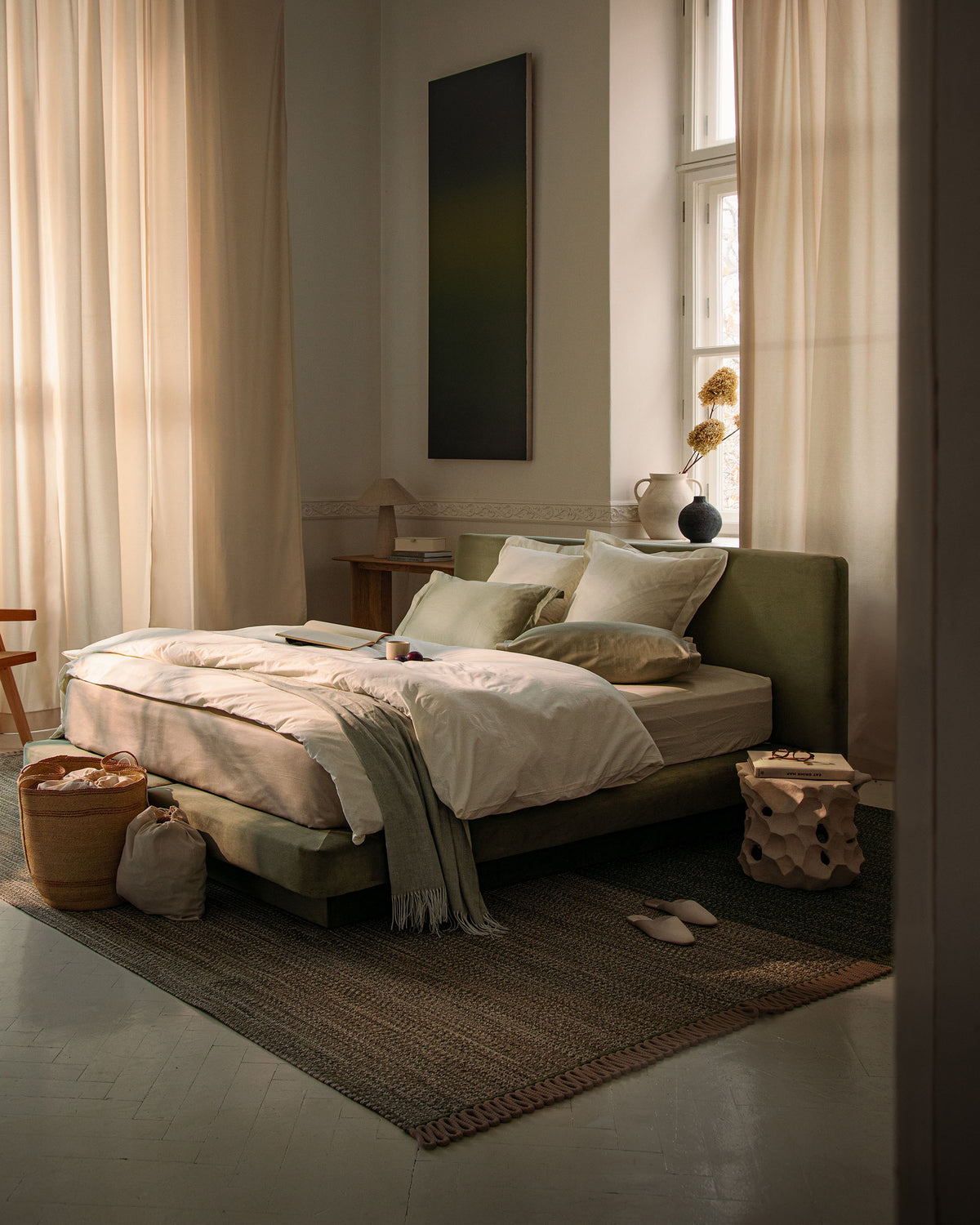 Letto con Testata Linea