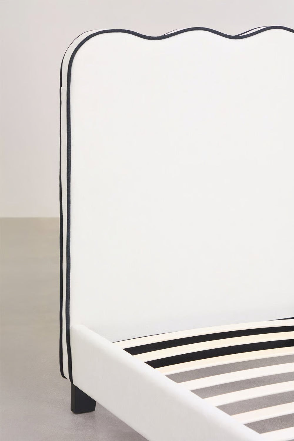 Letto imbottito Zivon