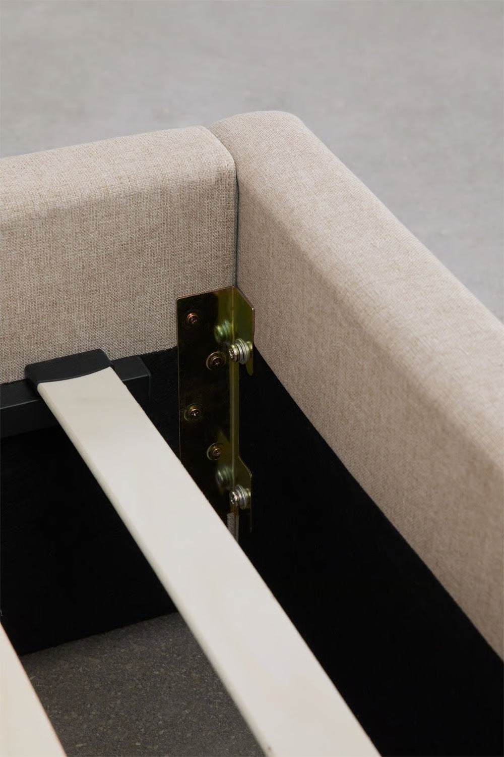 Letto in tessuto Cabargi