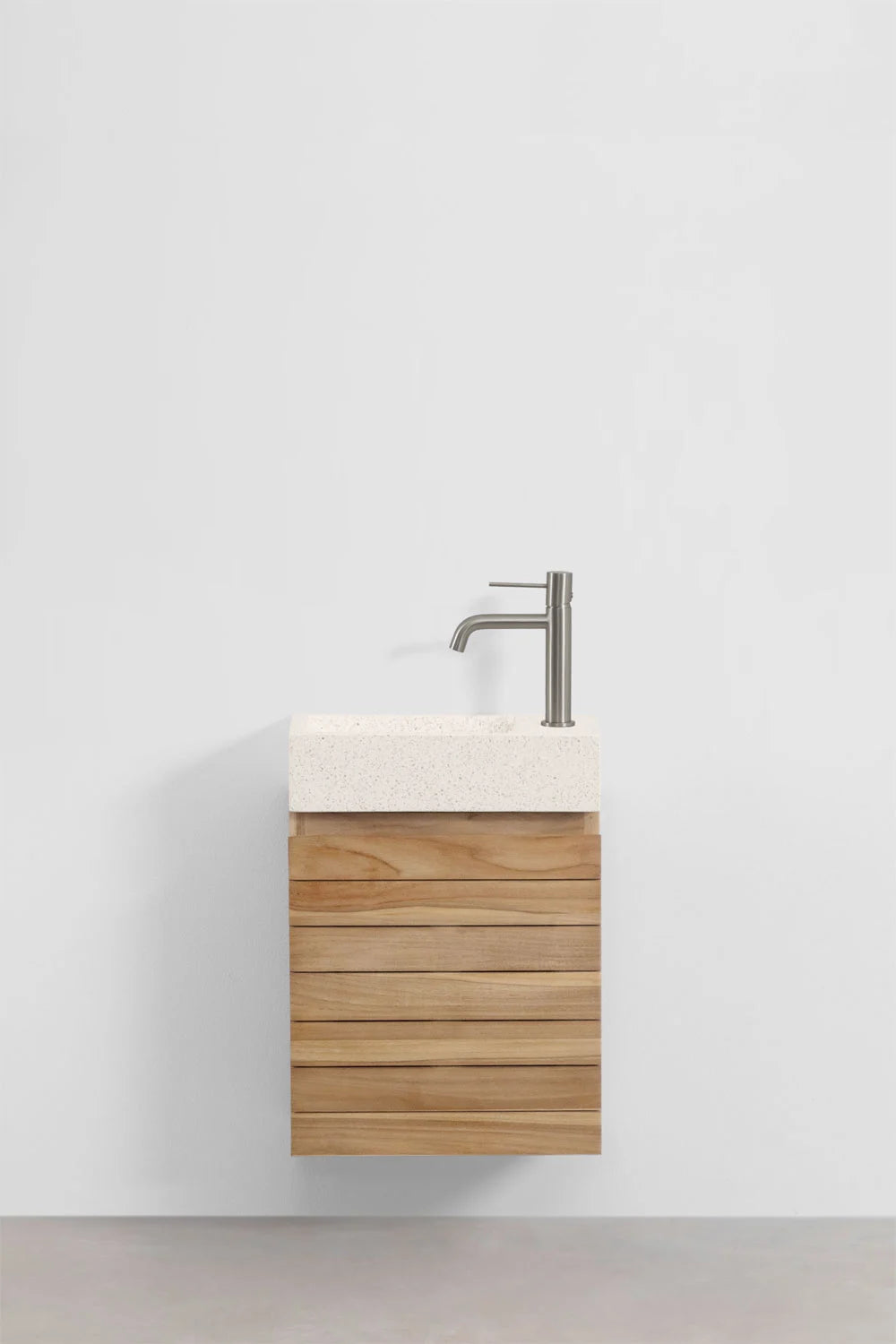 Set Arredo Bagno in Legno Teak con Lavabo Integrato in Cemento Napier