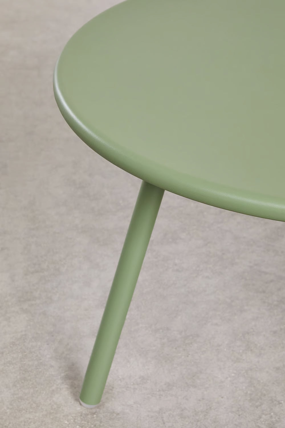 Aradina - Set da giardino con divano 2 posti, 2 poltrone e 2 tavolini in acciaio e polipropilene