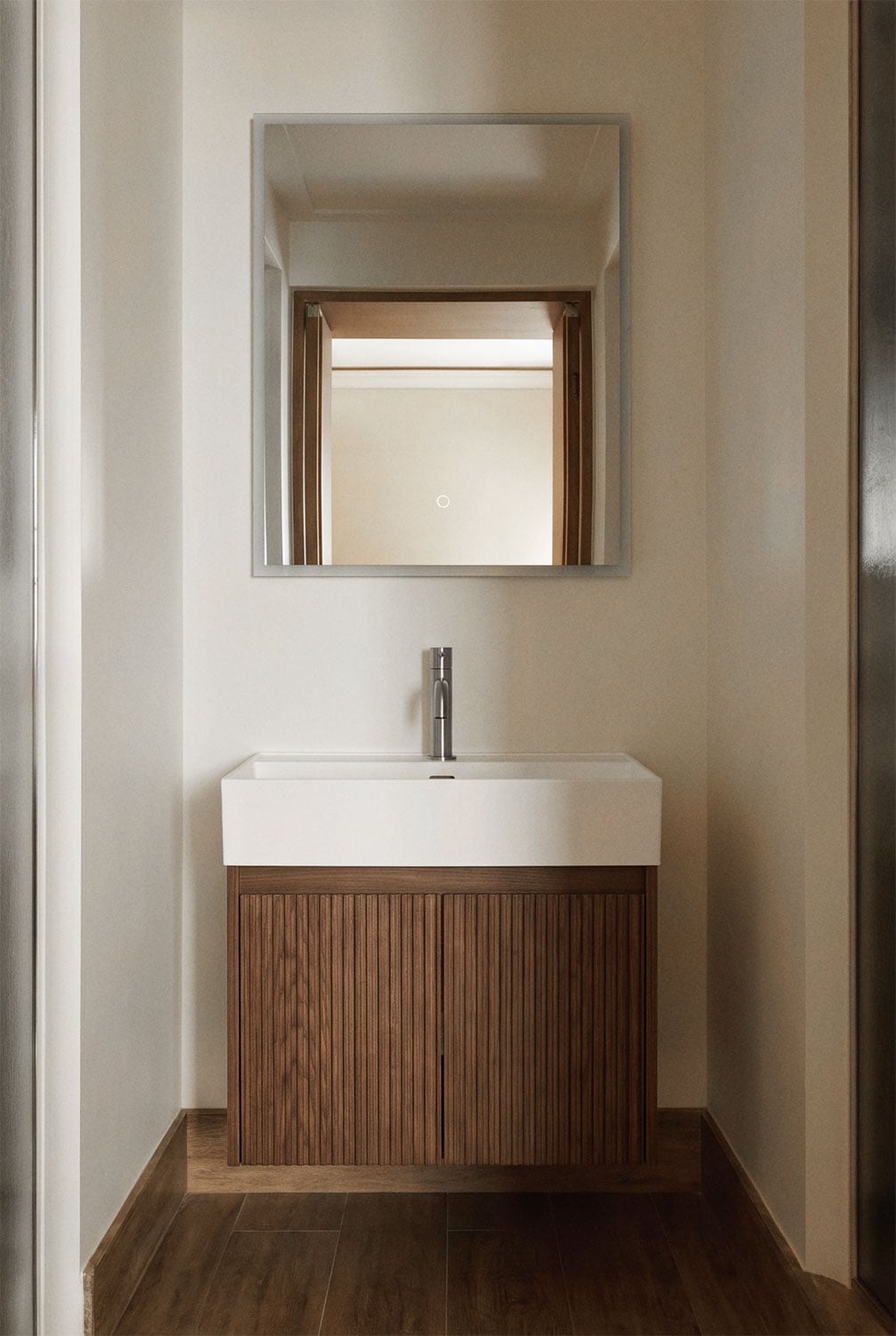 Genevie - Set mobile bagno sospeso 60x40 cm con lavabo integrato