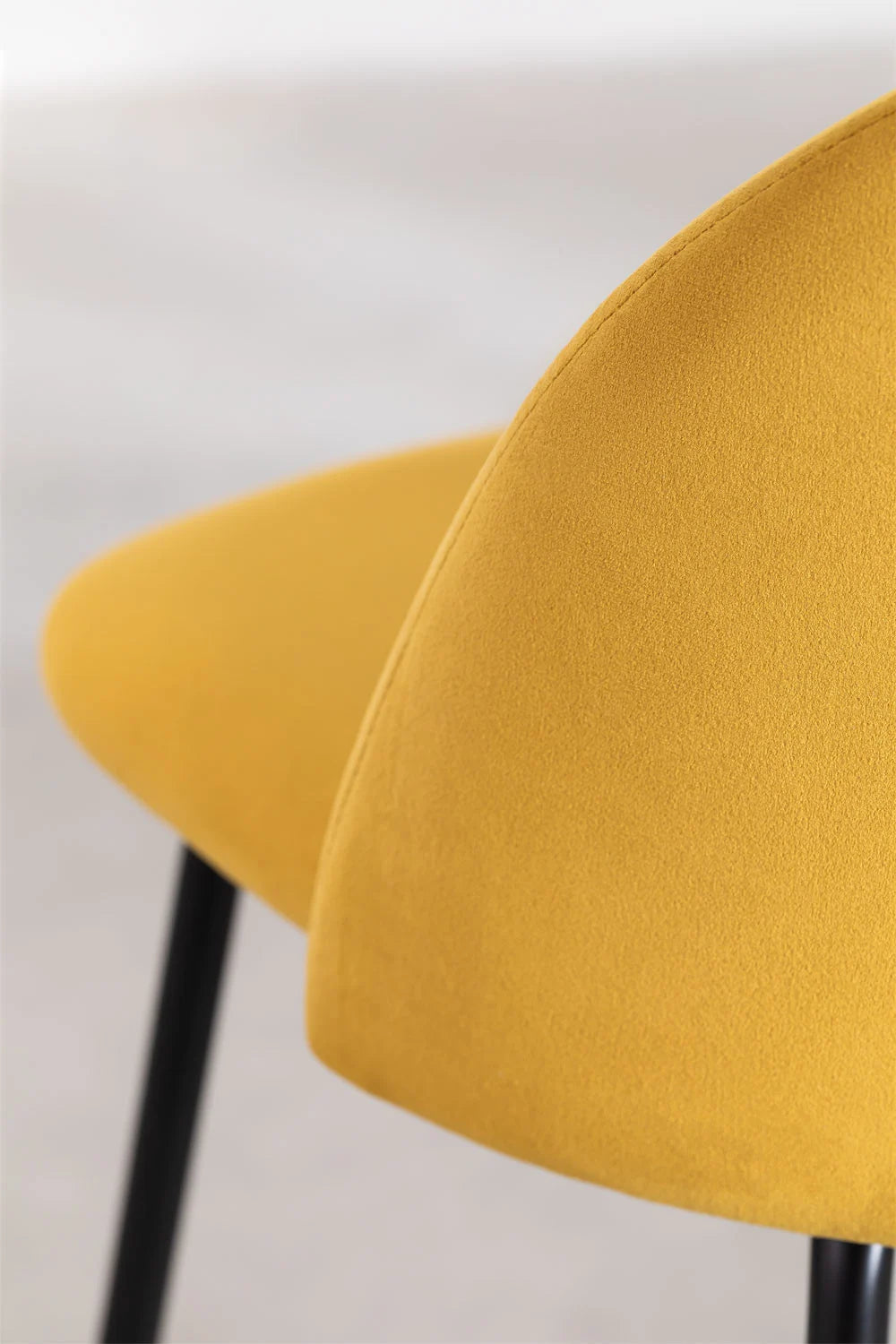 Kana - Sgabello alto in velluto Kana Design