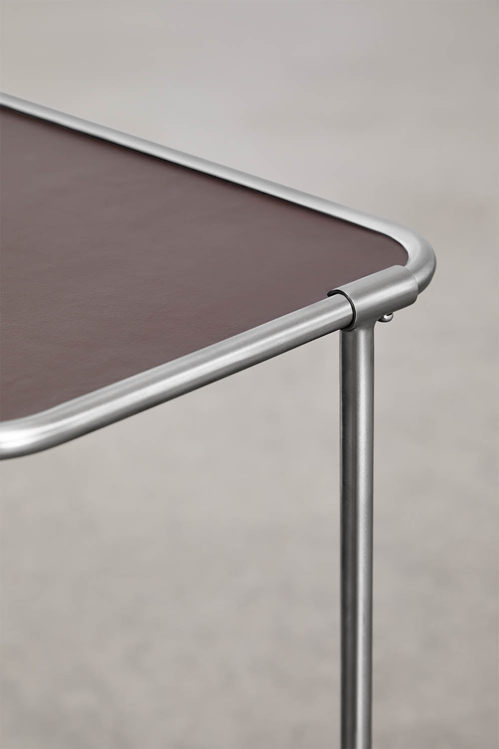 Dravena - Set tavolini a nido in pelle e acciaio inox
