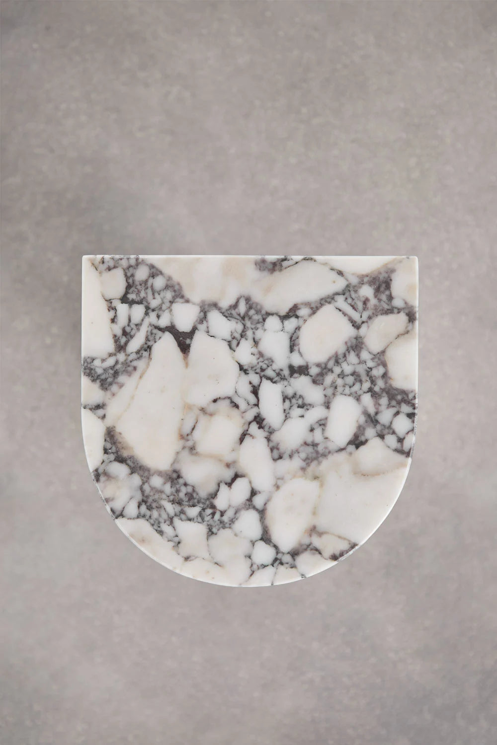 Tavolino laterale in pietra naturale Corwel effetto marmo calacatta viola