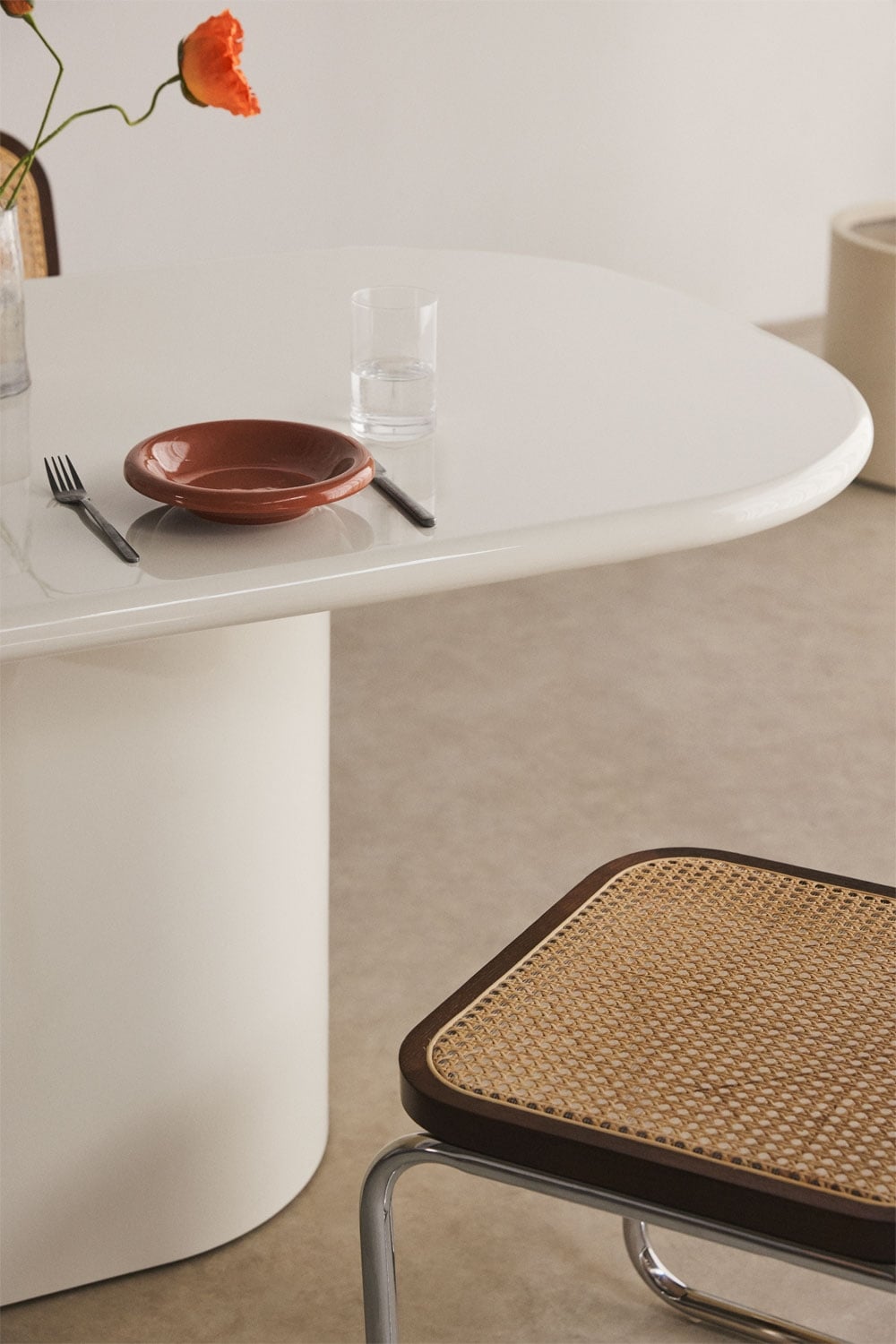 Milford - Tavolo da pranzo ovale 200x105 cm in MDF laccato
