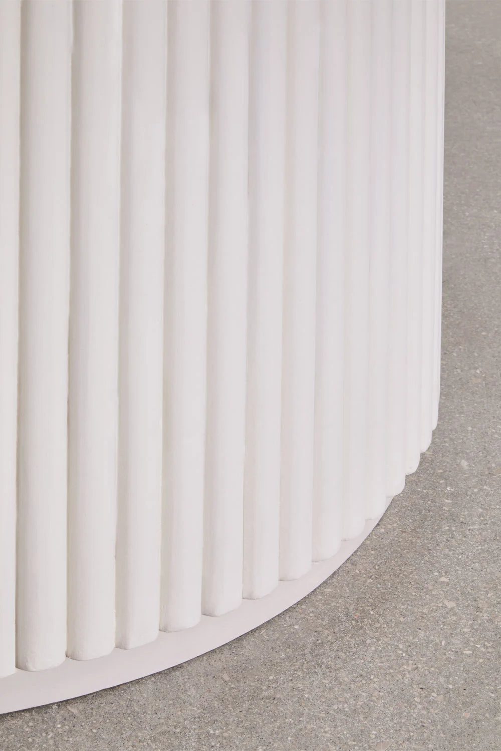 Giselda - Tavolo da pranzo rotondo in pietra naturale e legno di mango Ø100 Ø120 Ø140